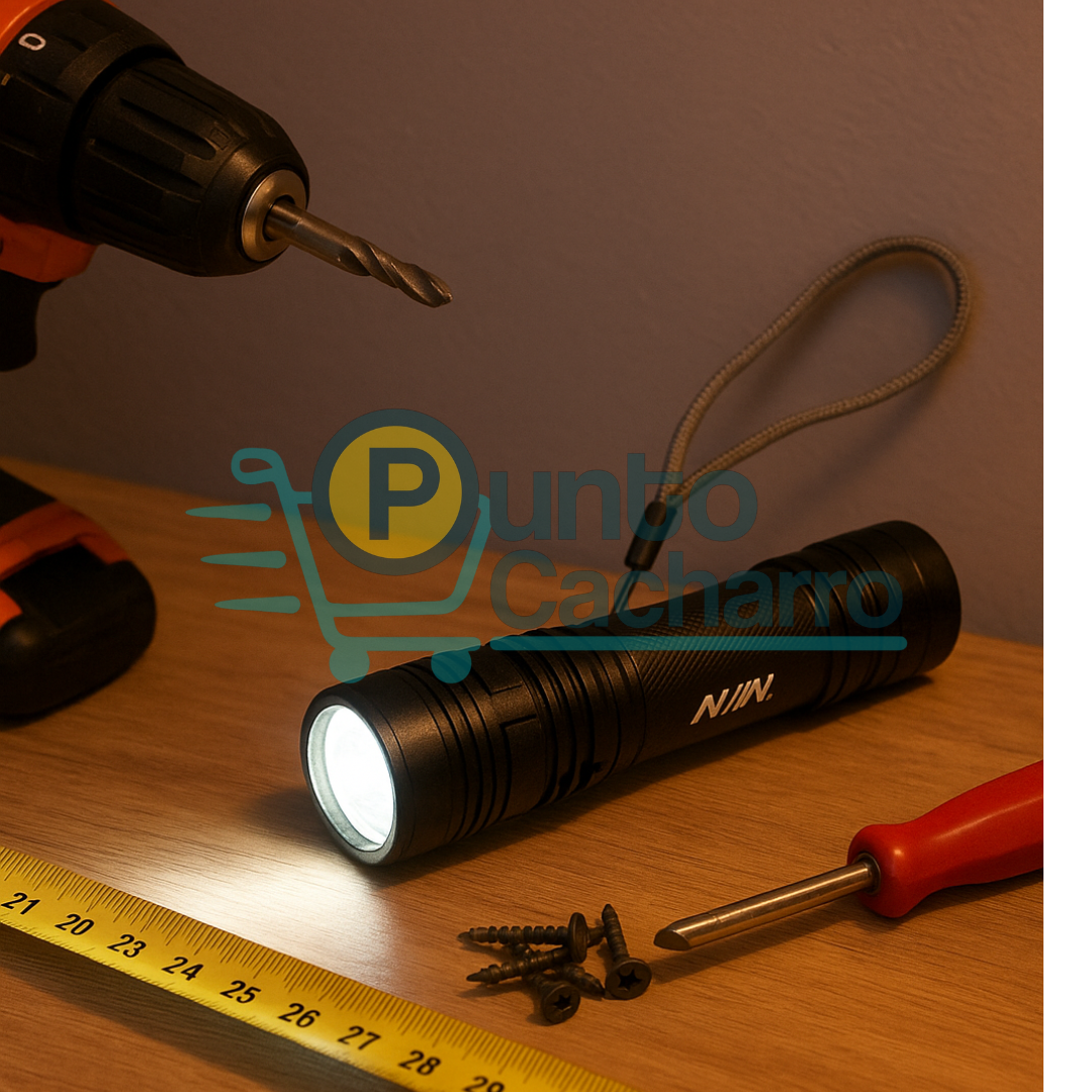 Linterna Táctica NIA AN-701 Recargable – Potencia y Versatilidad en tus manos